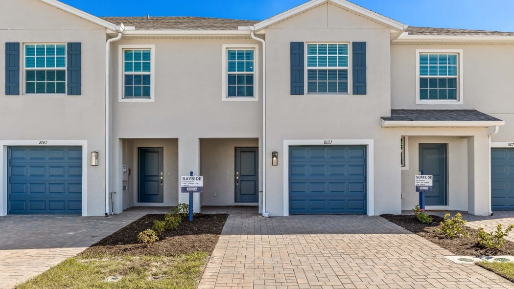 2 Townhouse Lehihg Acres