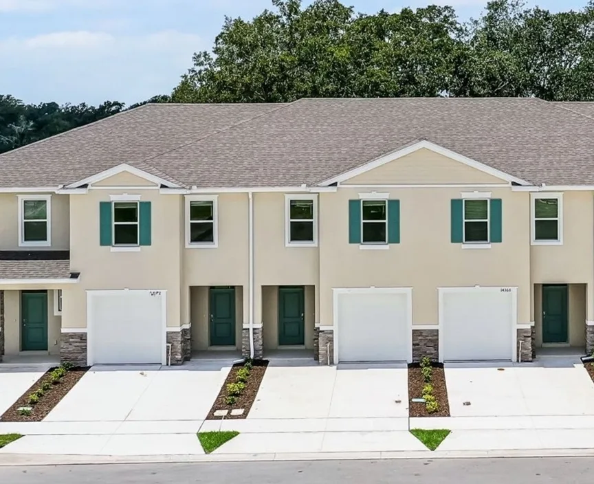 Nona West Townhomes Glen